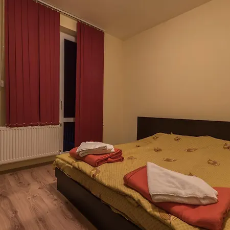 Aparthotel Polaris *