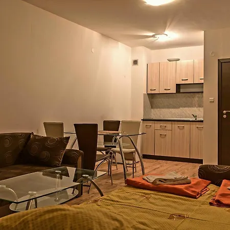 Aparthotel Polaris *